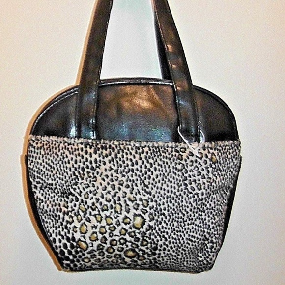 Handbags - Vintage rare leopard animal print purse bag